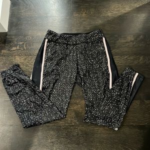 Lululemon track pants size 4 EUC